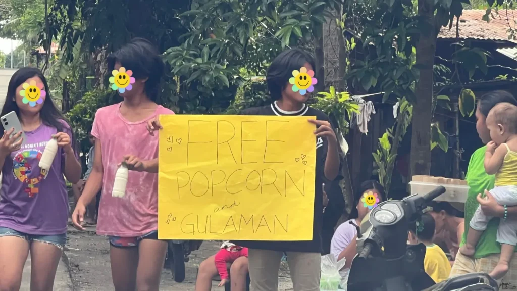 People in North Cebu offering free food and drinks to motorists as thanks for helping with earthquake relief efforts